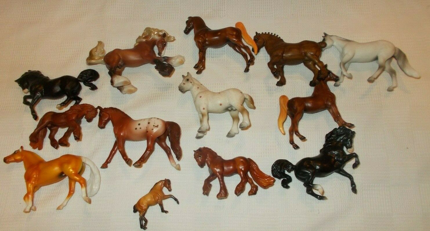 Breyer Minature Horses Lot Of 13 Assorted Mixed Breeds 3" High