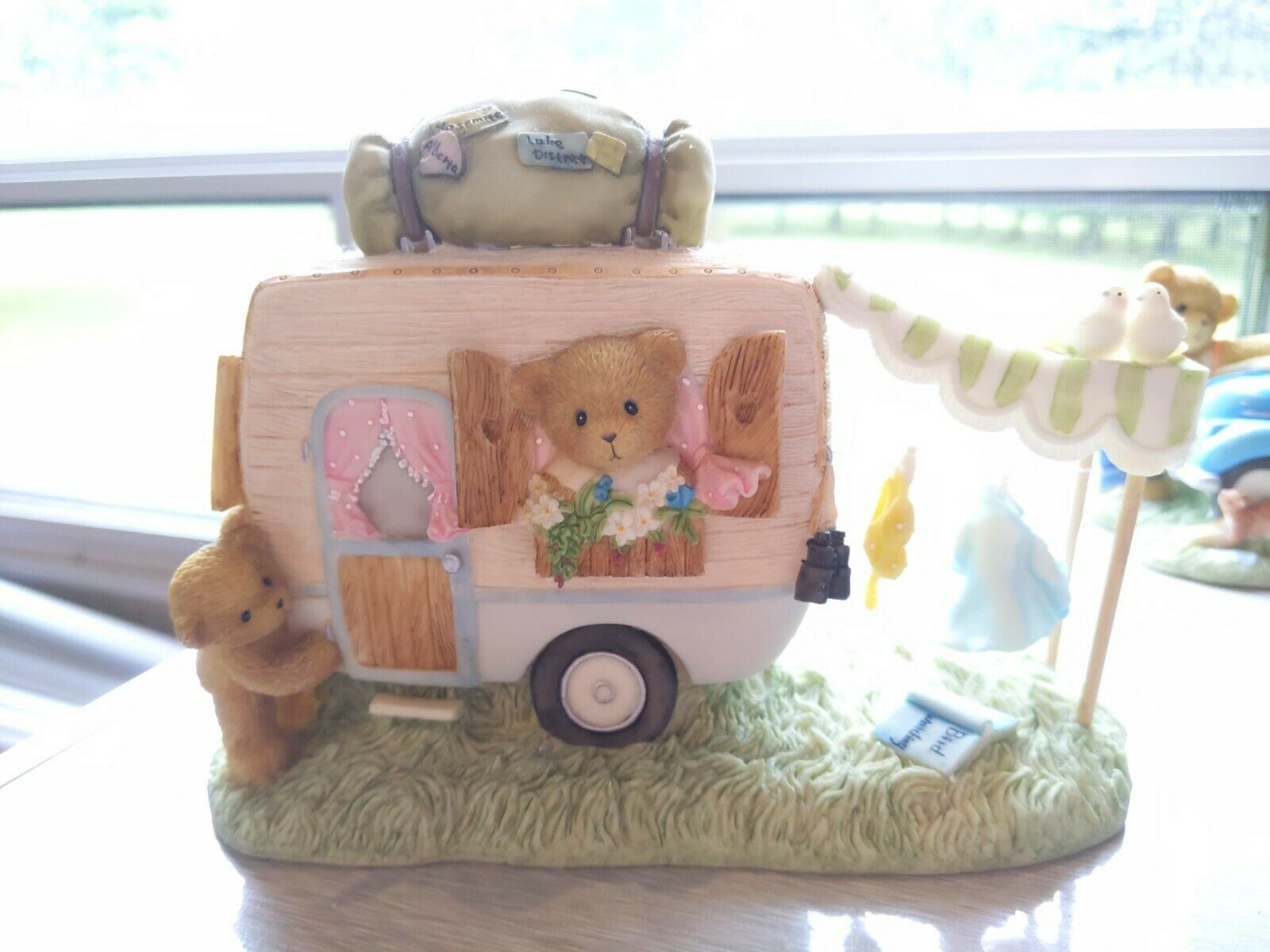 Cherished Teddies Noreen And Naomi Camping 2005 Members Only Piece
