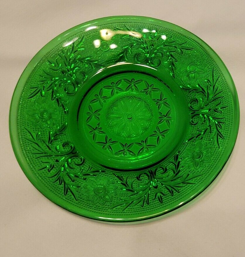Vintage Emerald Green Sandwich Depression Glass 4.5" Saucer