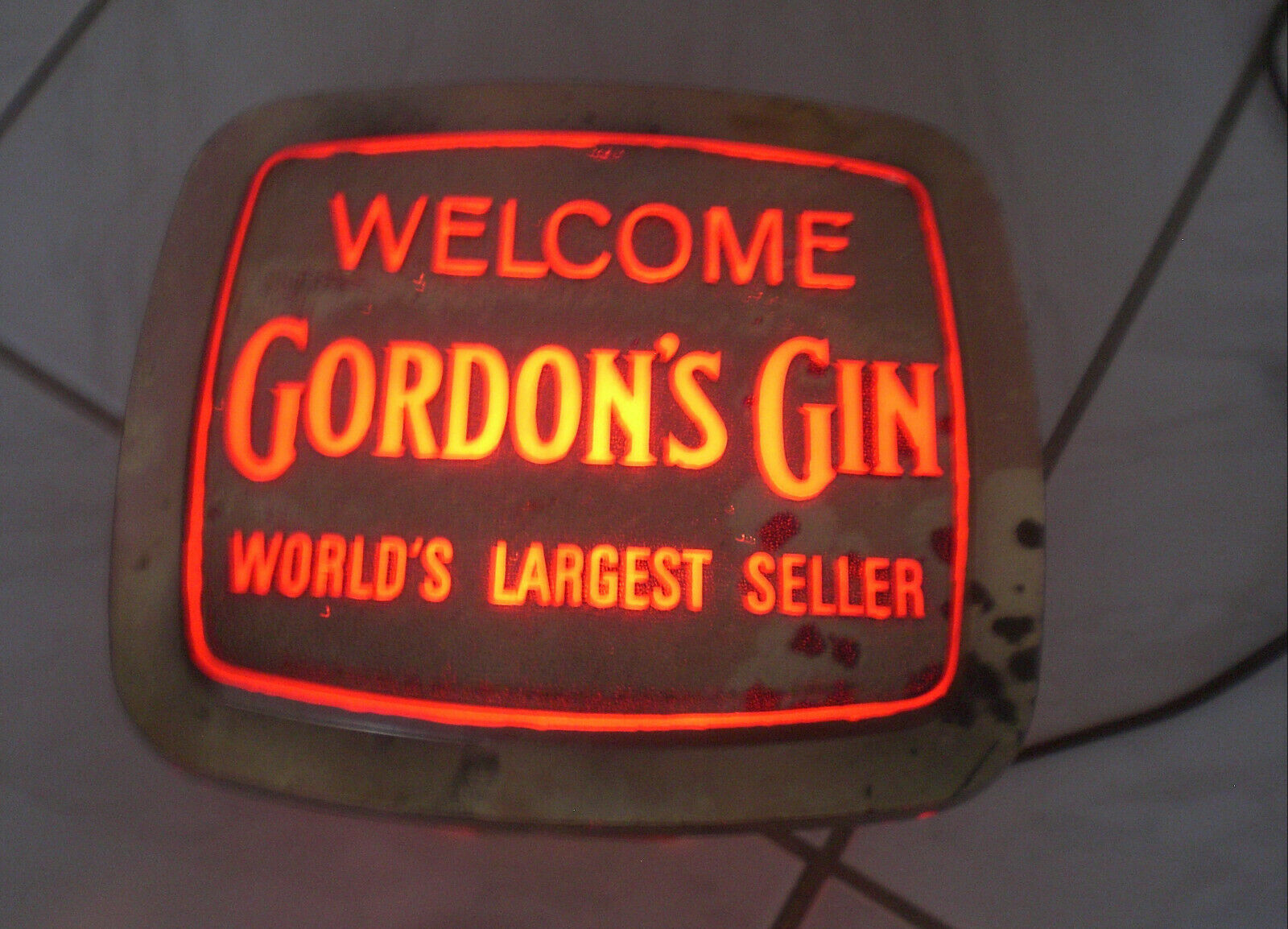 Gordon's Gin Welcome Electric Sign - Vintage