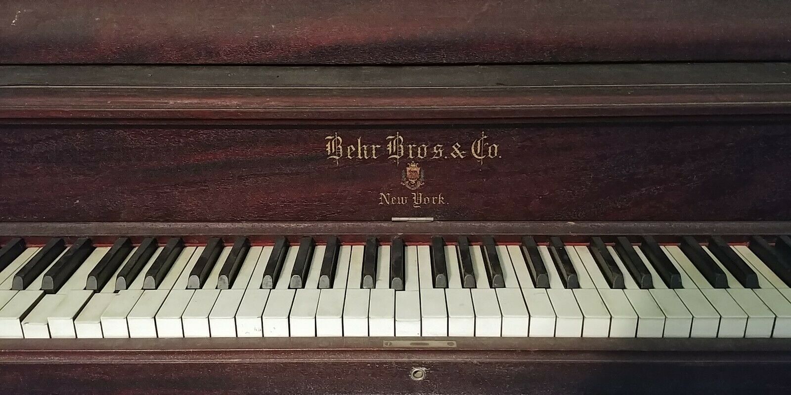 1890 Behr Bros. & Co. Ny Victorian Upright Piano