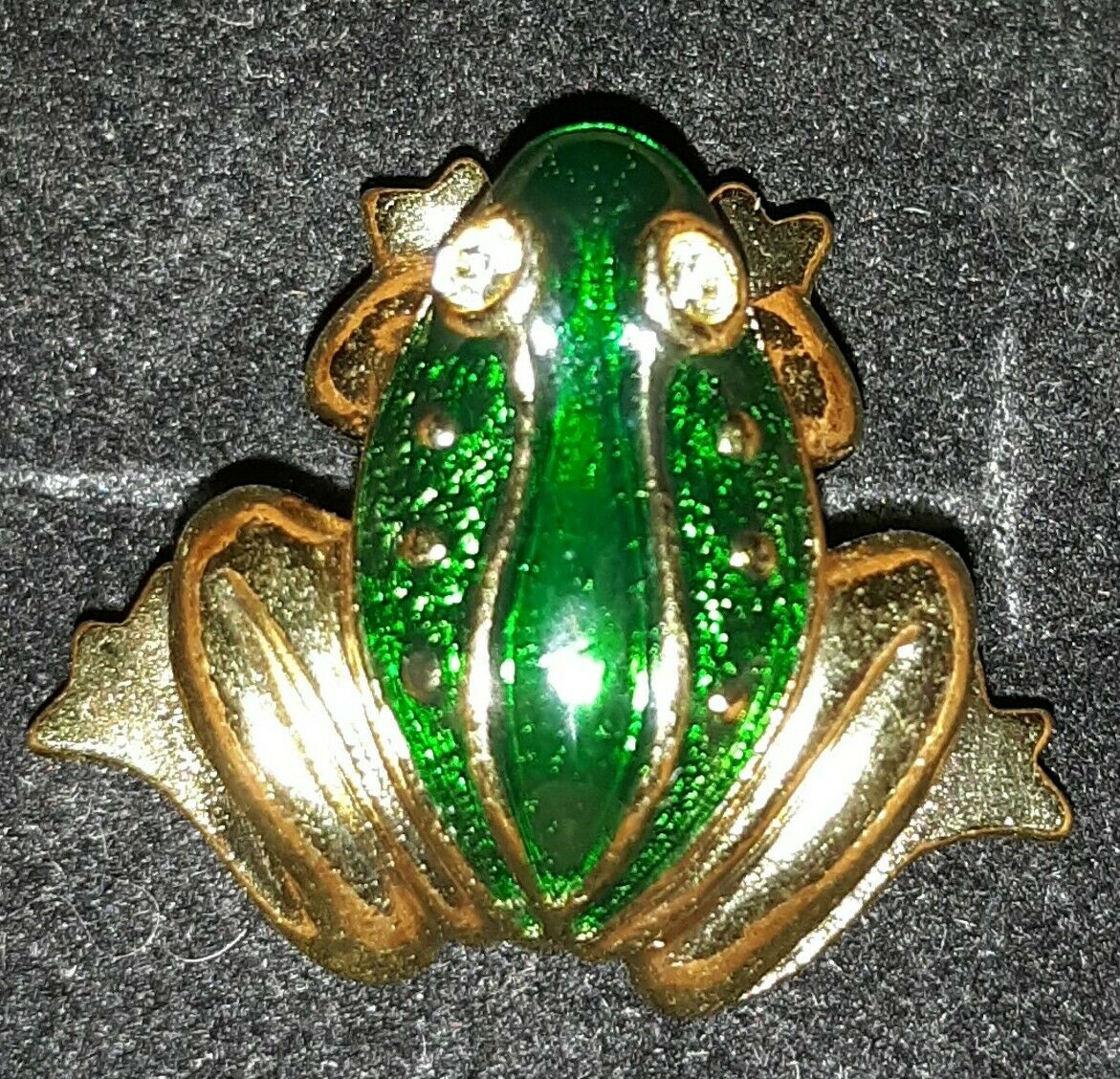 Vintage Avon Signed Frog Lapel Pin With Rhinestone Eyes