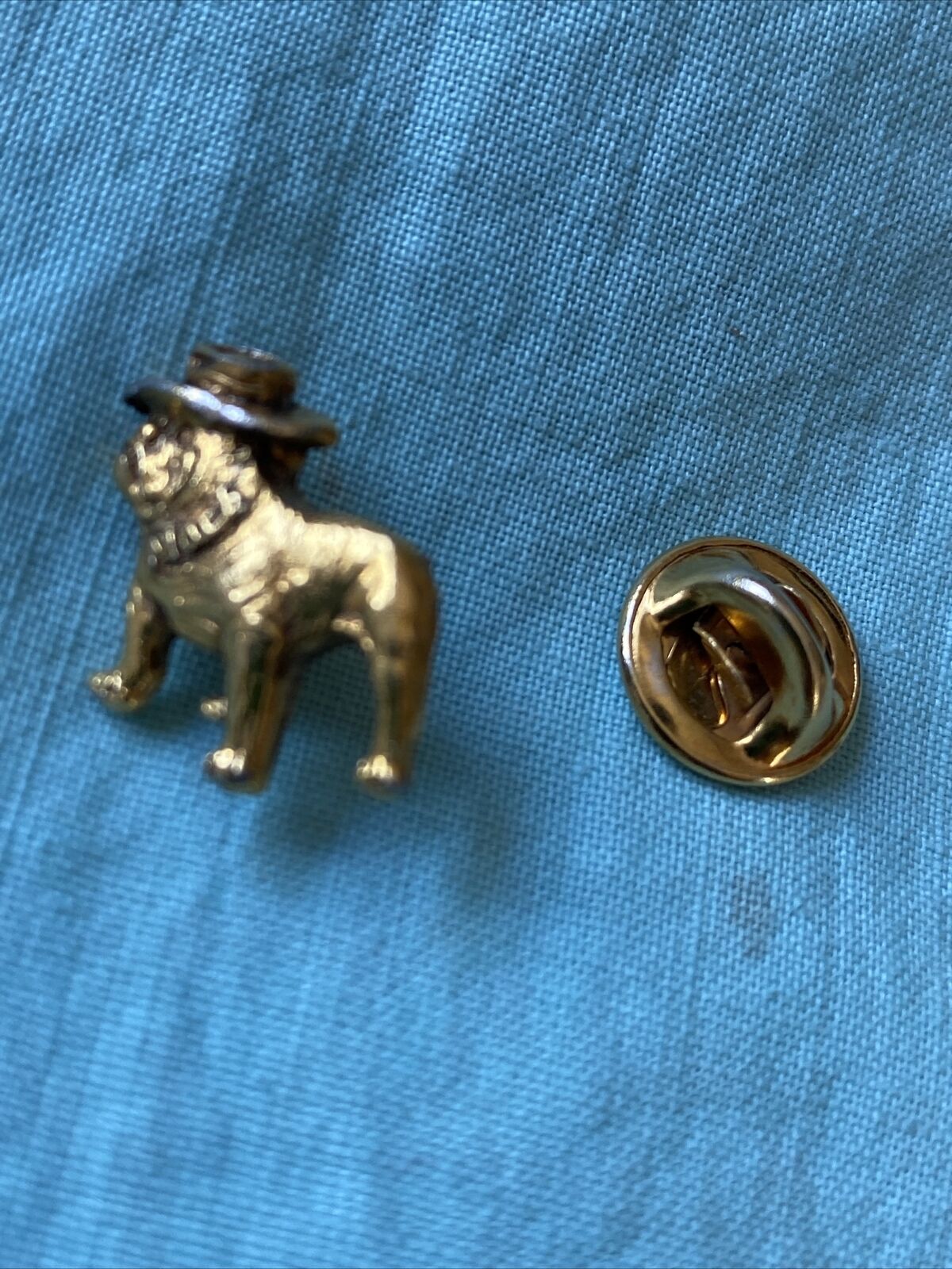 Vintage Mack Truck Bulldog Gold Tone Lapel Hat Pin    W Pin Back Good Used