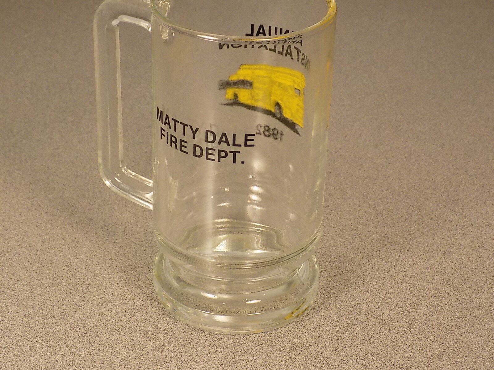 Vintage 1982 Mattydale Ny Fire Department Glass Beer Mug Firefighter,  Euc