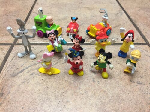 Lot Of 12 Disney Pvc Figurines Minnie Mickey Goofy Bugs Porky Pig Daisy Donald
